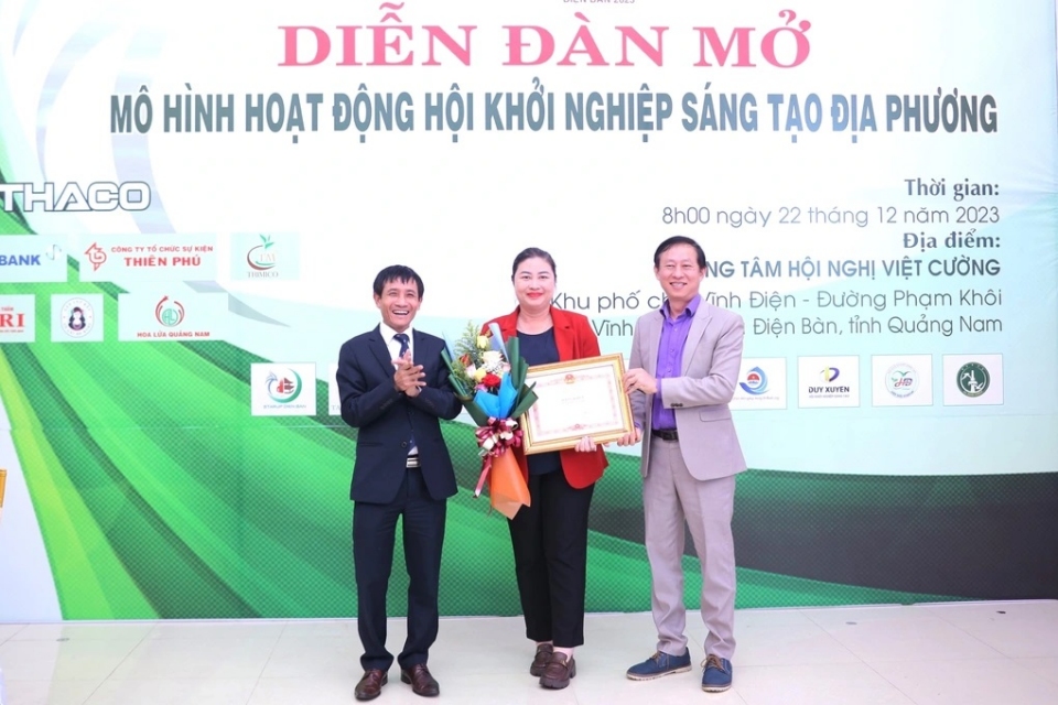 Hiệp hội khởi nghiệp quốc gia trao Bằng khen Trường Cao đẳng Quảng Nam